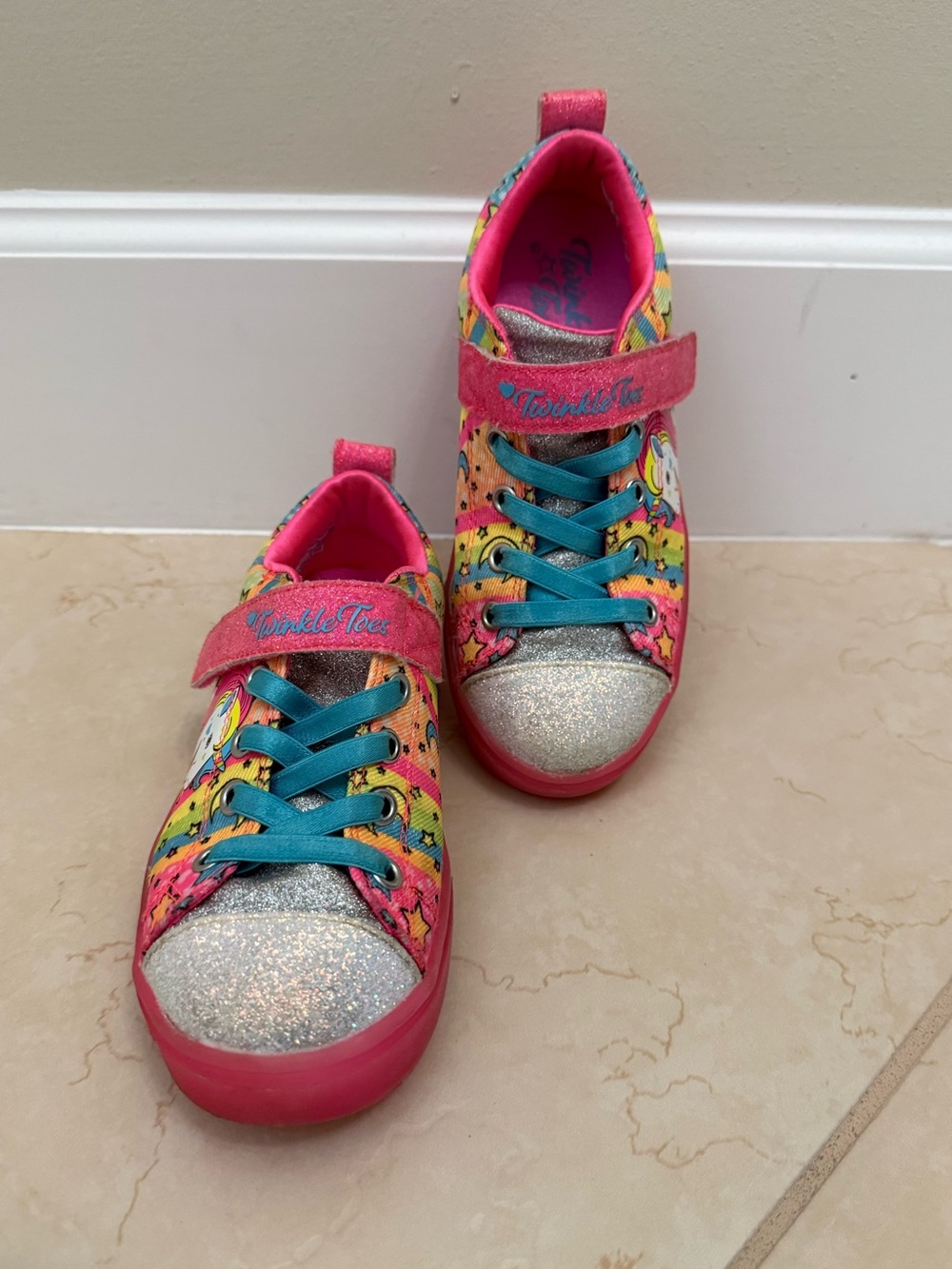 Skechers Twinkle Toes Girls Light-Up Sneakers